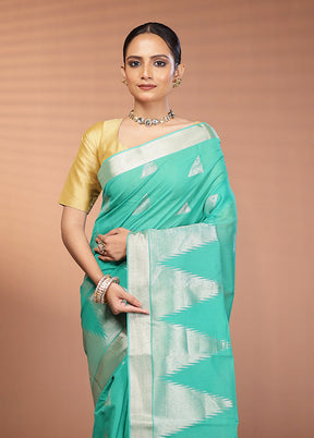 Green Cotton Saree With Blouse Piece