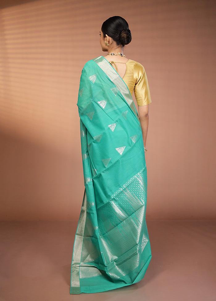 Green Cotton Saree With Blouse Piece