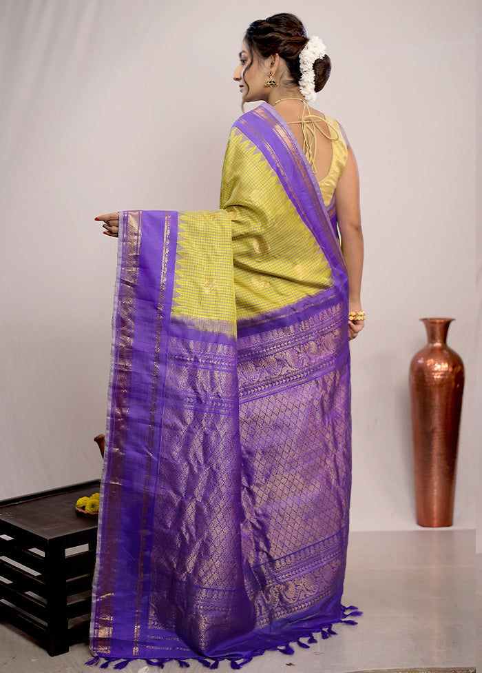 Green Gadwal Pure Silk Saree Without Blouse Piece - Indian Silk House Agencies