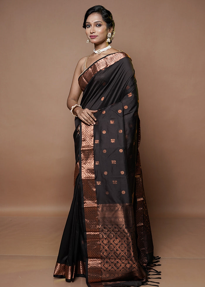 Black Kanjivaram Silk Saree With Blouse Piece