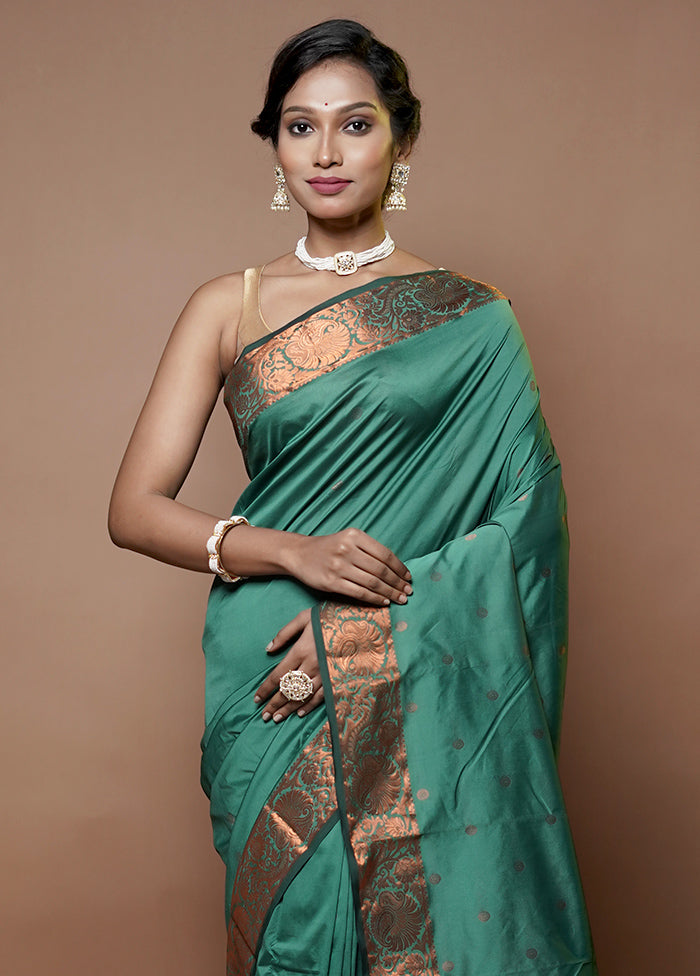 Green Kanjivaram Silk Saree With Blouse Piece