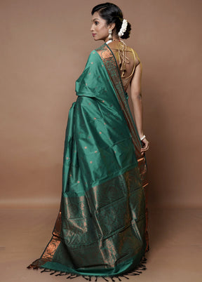 Green Kanjivaram Silk Saree With Blouse Piece