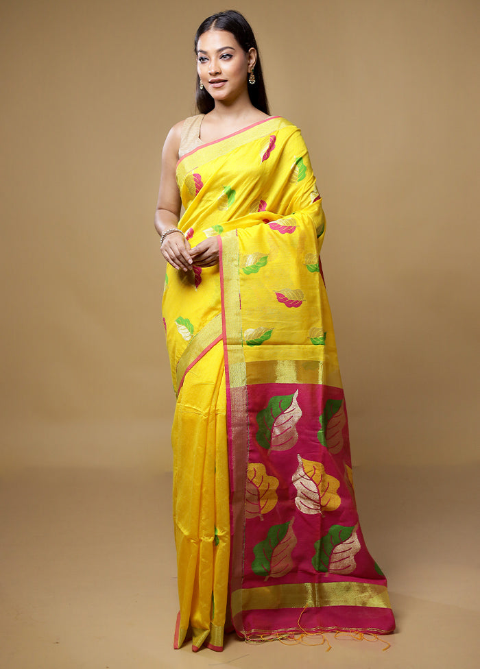 Yellow Matka Silk Saree With Blouse Piece