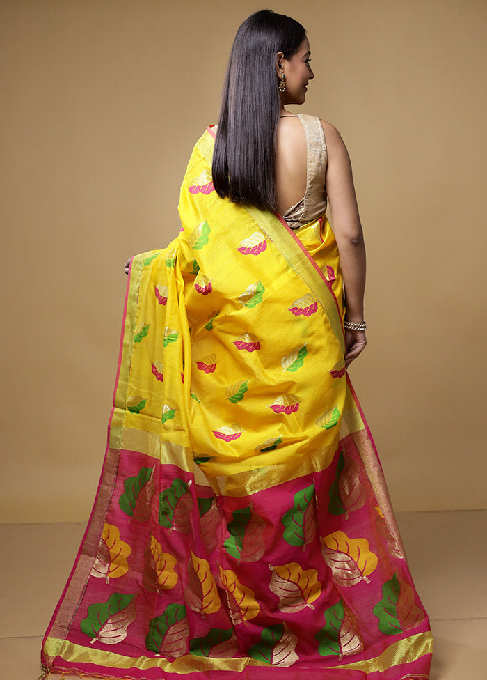 Yellow Matka Silk Saree With Blouse Piece