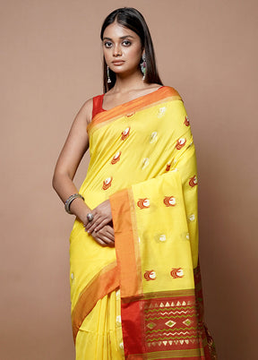 Yellow Matka Silk Saree With Blouse Piece