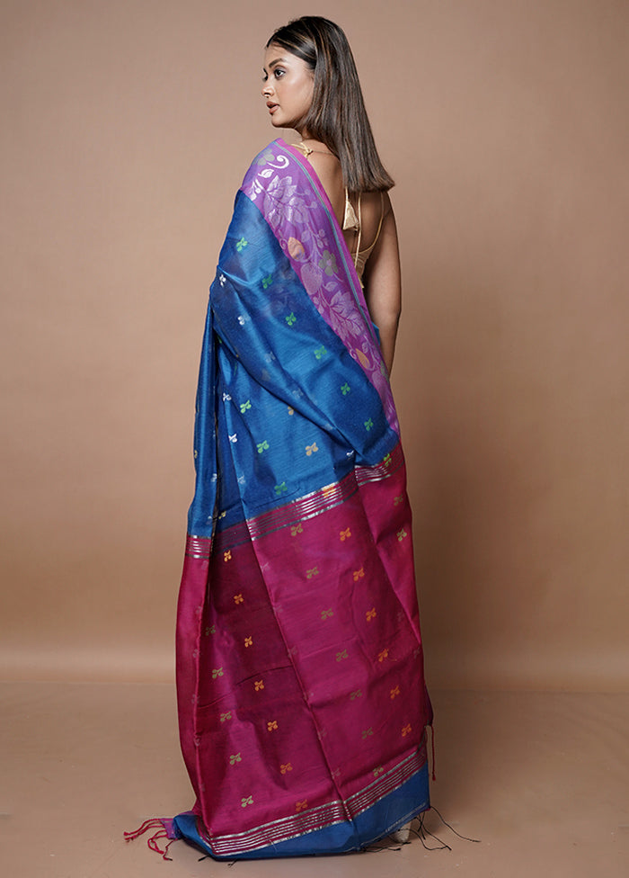 Blue Matka Silk Saree With Blouse Piece