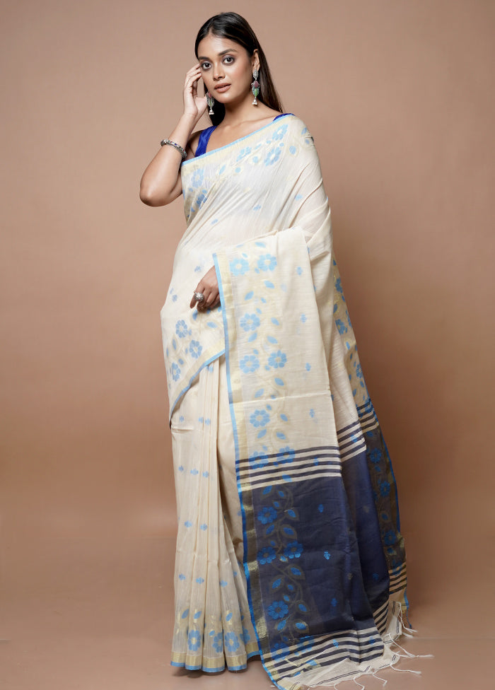 Cream Matka Silk Saree With Blouse Piece