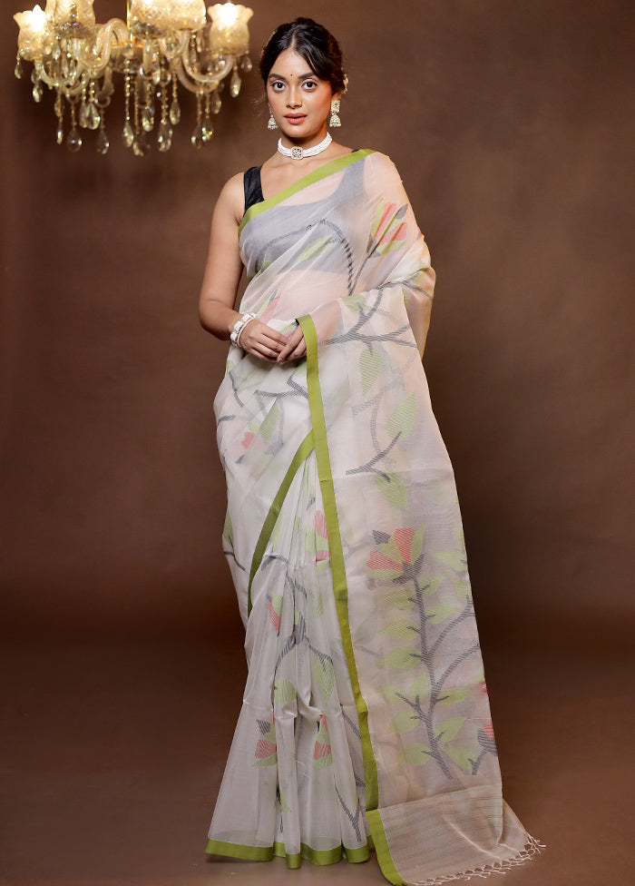 Cream Handloom Matka Pure Silk Saree With Blouse Piece