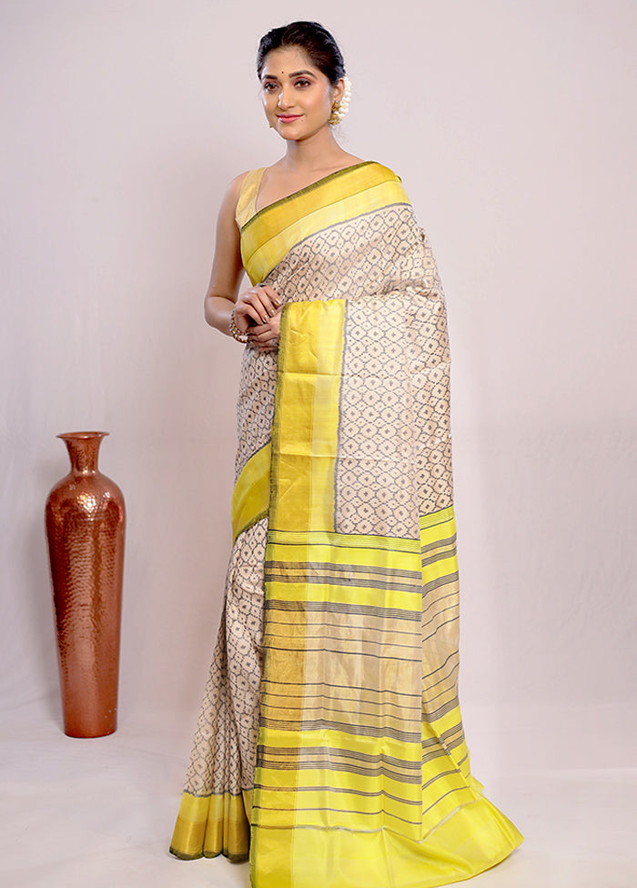 Cream Pochampally Pure Silk Saree With Blouse Piece - Indian Silk House Agencies