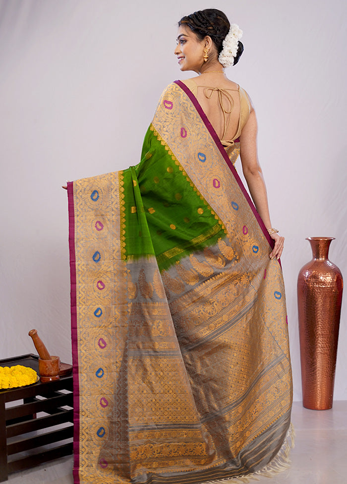 Green Gadwal Pure Silk Saree Without Blouse Piece - Indian Silk House Agencies