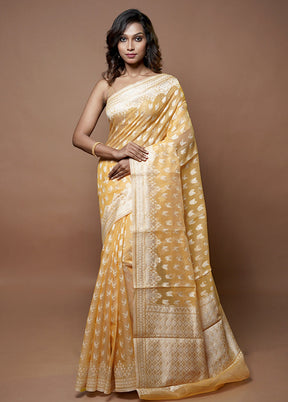 Yellow Kora Silk Saree With Blouse Piece