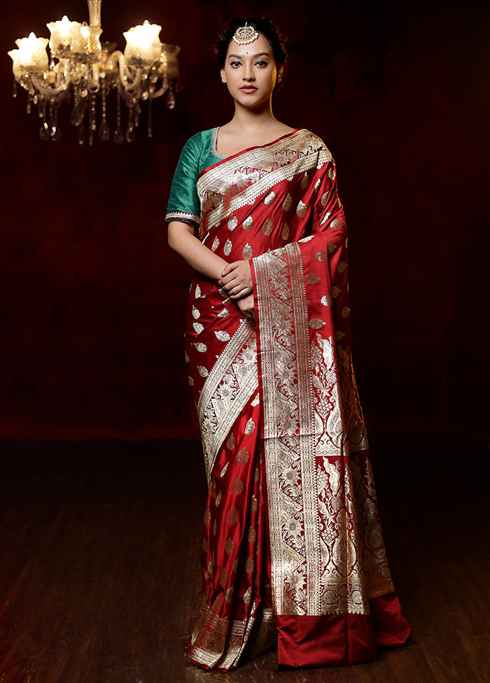 Maroon Handloom Banarasi Pure Silk Saree With Blouse Piece