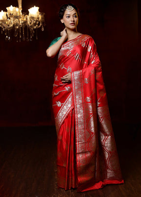 Red Banarasi Silk Saree With Blouse Piece