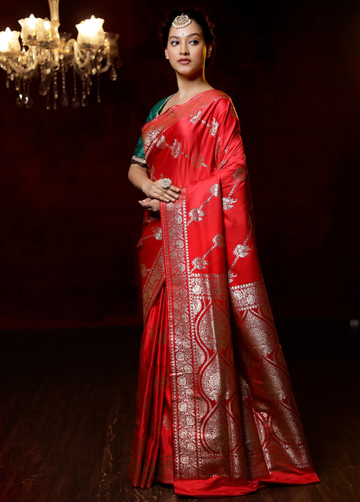 Red Banarasi Silk Saree With Blouse Piece