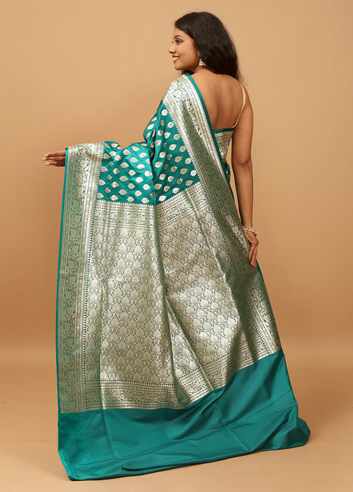 Green Banarasi Silk Saree With Blouse Piece