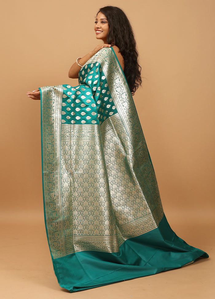 Green Banarasi Silk Saree With Blouse Piece