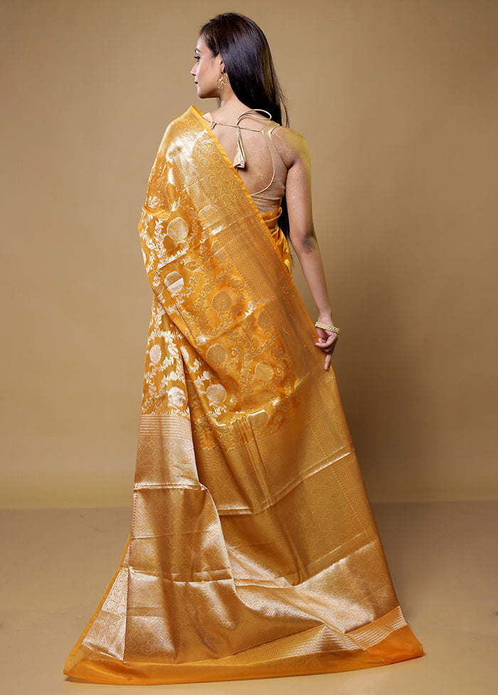 Golden Georgette Saree With Blouse Piece