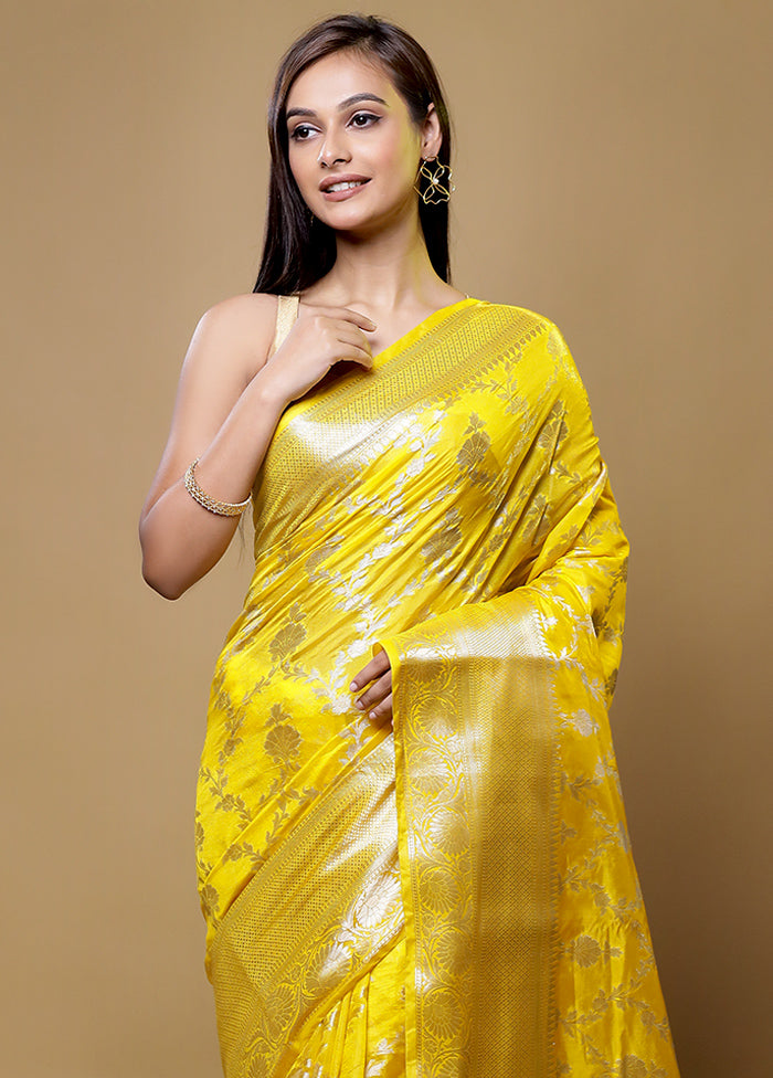 Multicolor Georgette Saree With Blouse Piece