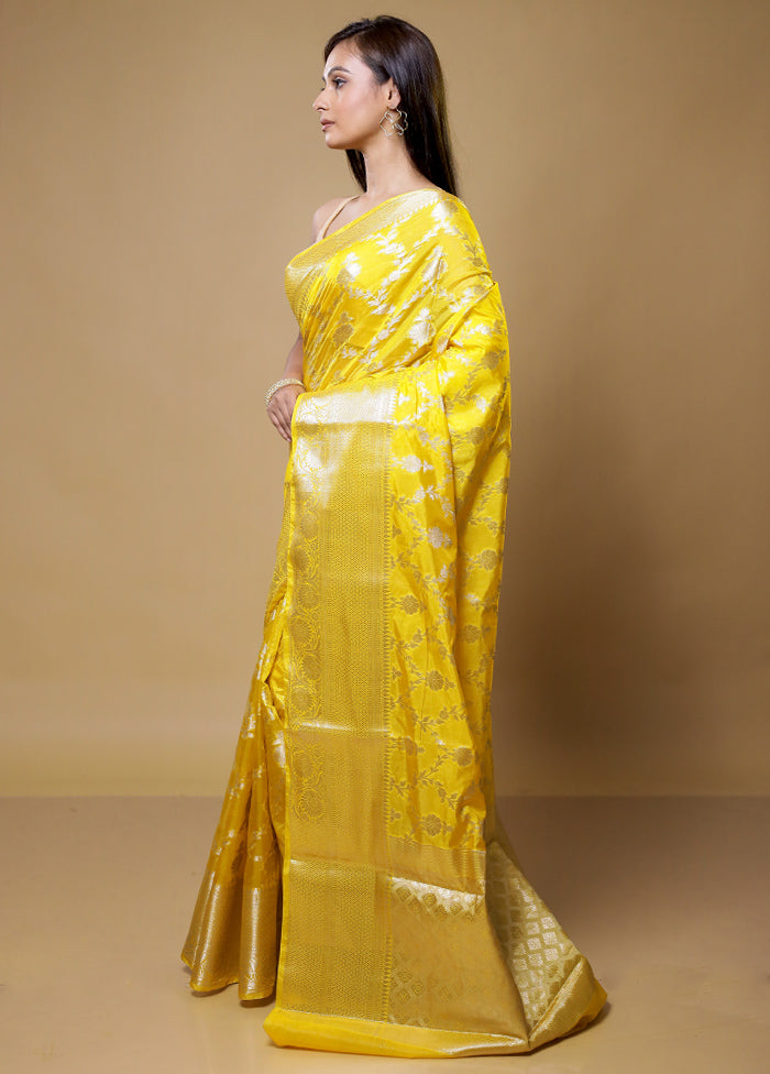 Yellow Georgette Saree With Blouse Piece