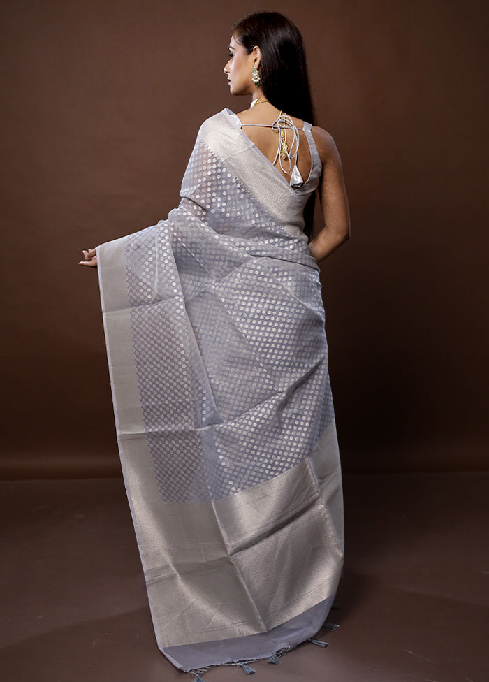 Grey Pure Cotton Saree With Blouse Piece