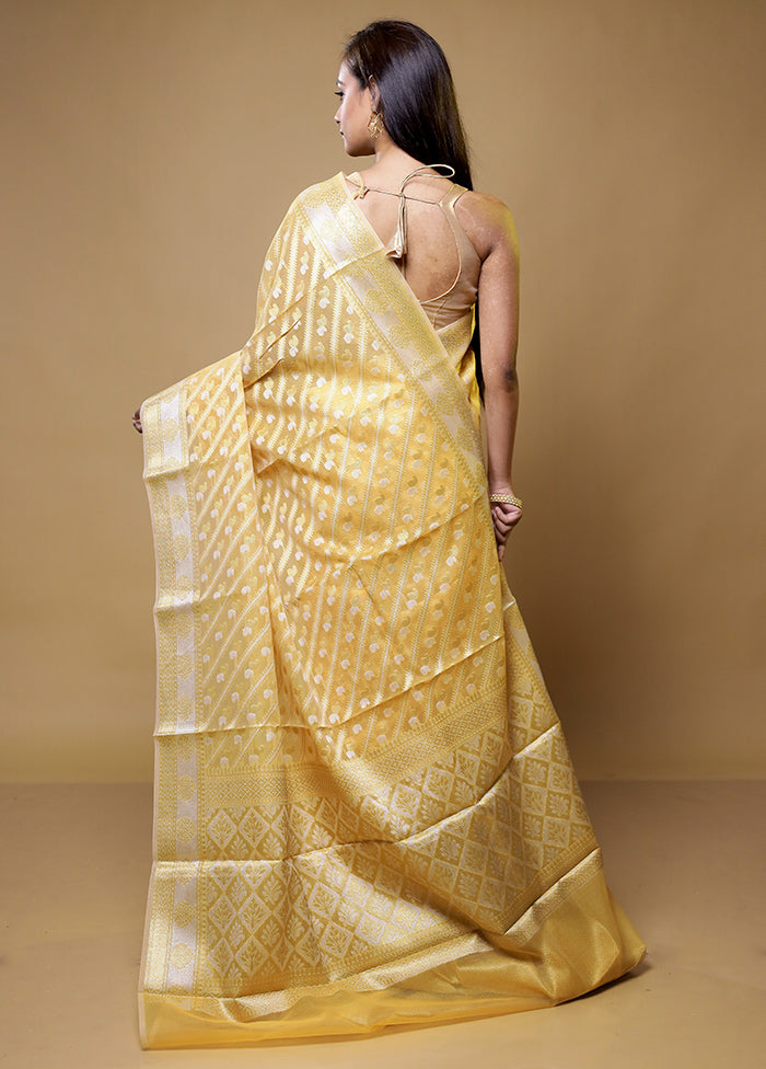 Yellow Cotton Saree With Blouse Piece