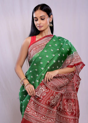 Green Printed Pure Silk Saree With Blouse Piece - Indian Silk House Agencies