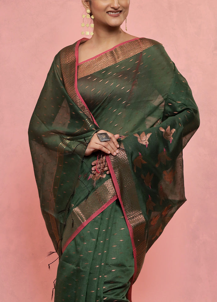 Green Matka Silk Saree With Blouse Piece - Indian Silk House Agencies