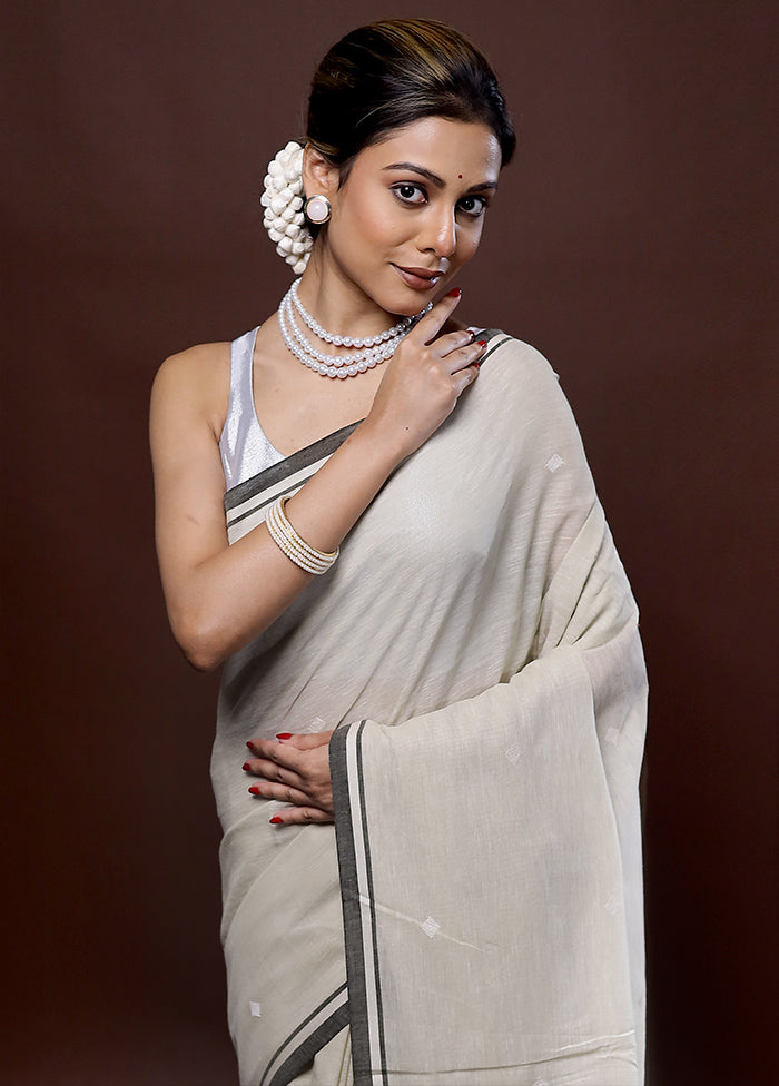 Cream Matka Silk Saree With Blouse Piece - Indian Silk House Agencies