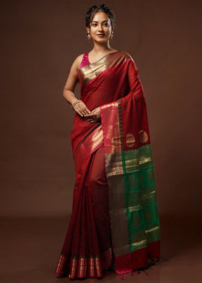 Red Cotton Saree With Blouse Piece - Indian Silk House Agencies