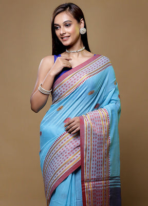 Blue Matka Silk Saree With Blouse Piece