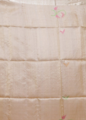 Cream Handloom Tussar Pure Silk Saree With Blouse Piece
