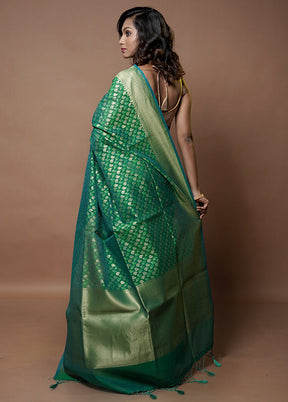 Green Kora Silk Saree With Blouse Piece