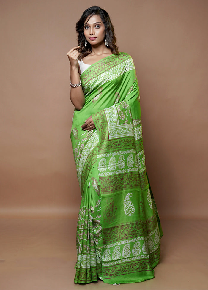 Green Printed Pure Silk Saree Without Blouse Piece