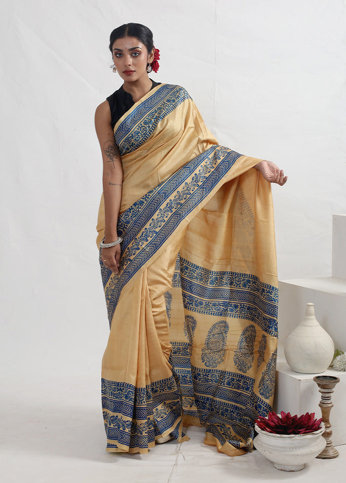 Cream Printed Pure Silk Saree With Blouse Piece - Indian Silk House Agencies