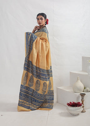 Cream Printed Pure Silk Saree With Blouse Piece - Indian Silk House Agencies