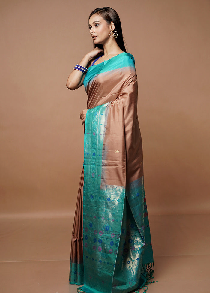 Brown Handloom Kanchipuram Pure Silk Saree With Blouse Piece