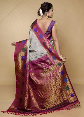 Grey Gadwal Pure Silk Saree Without Blouse Piece