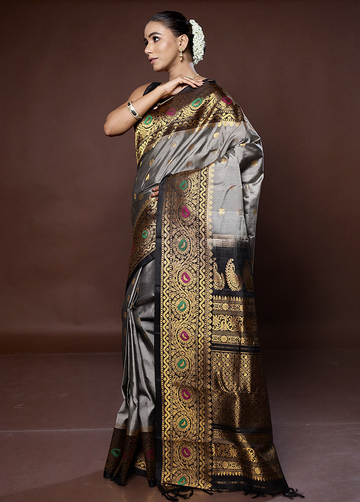 Grey Gadwal Pure Silk Saree Without Blouse Piece