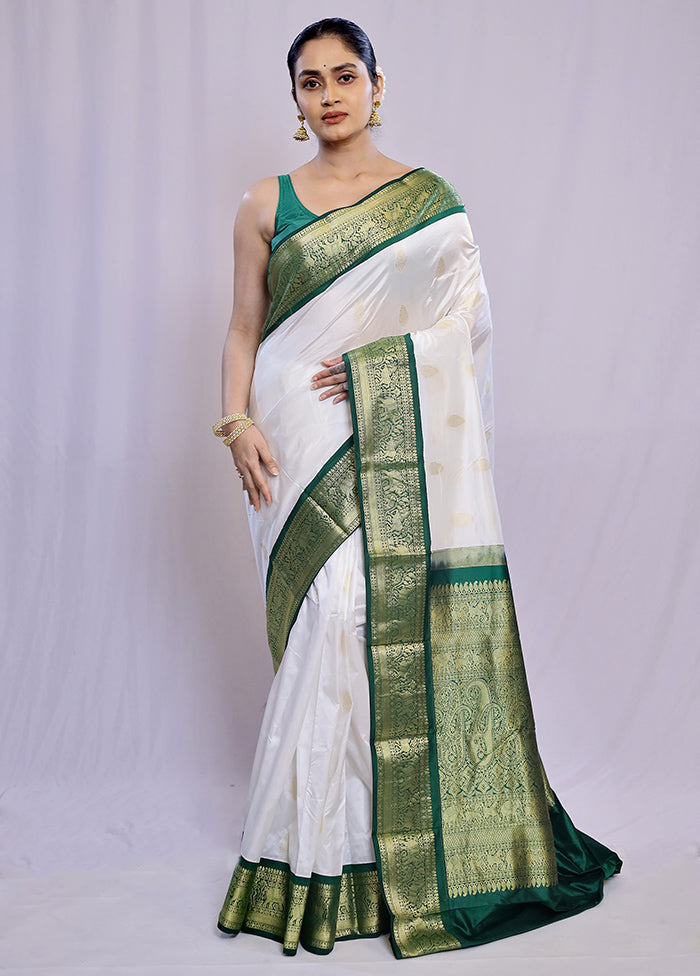 White Kanjivaram Pure Silk Saree With Blouse Piece - Indian Silk House Agencies