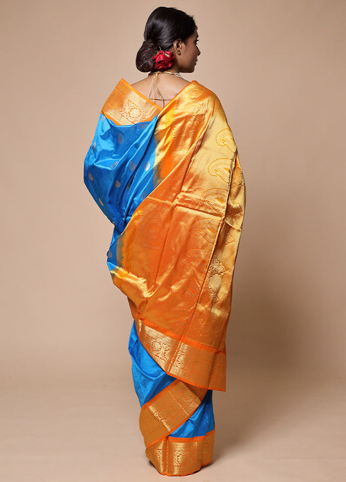 Blue Handloom Kanjivaram Pure Silk Saree With Blouse Piece