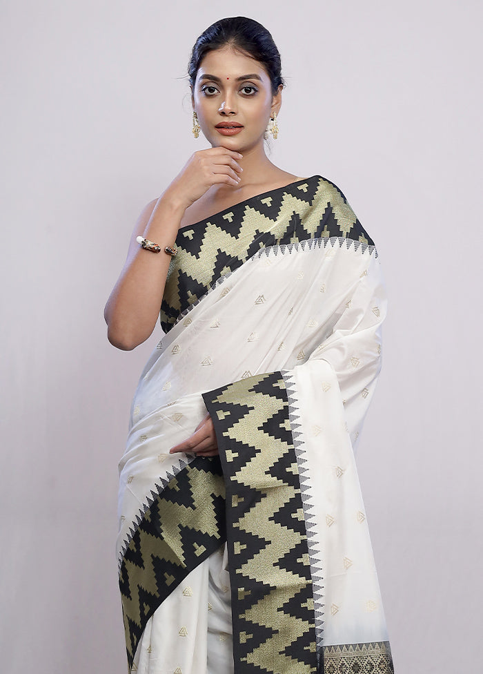 White Kanjivaram Silk Saree With Blouse Piece - Indian Silk House Agencies