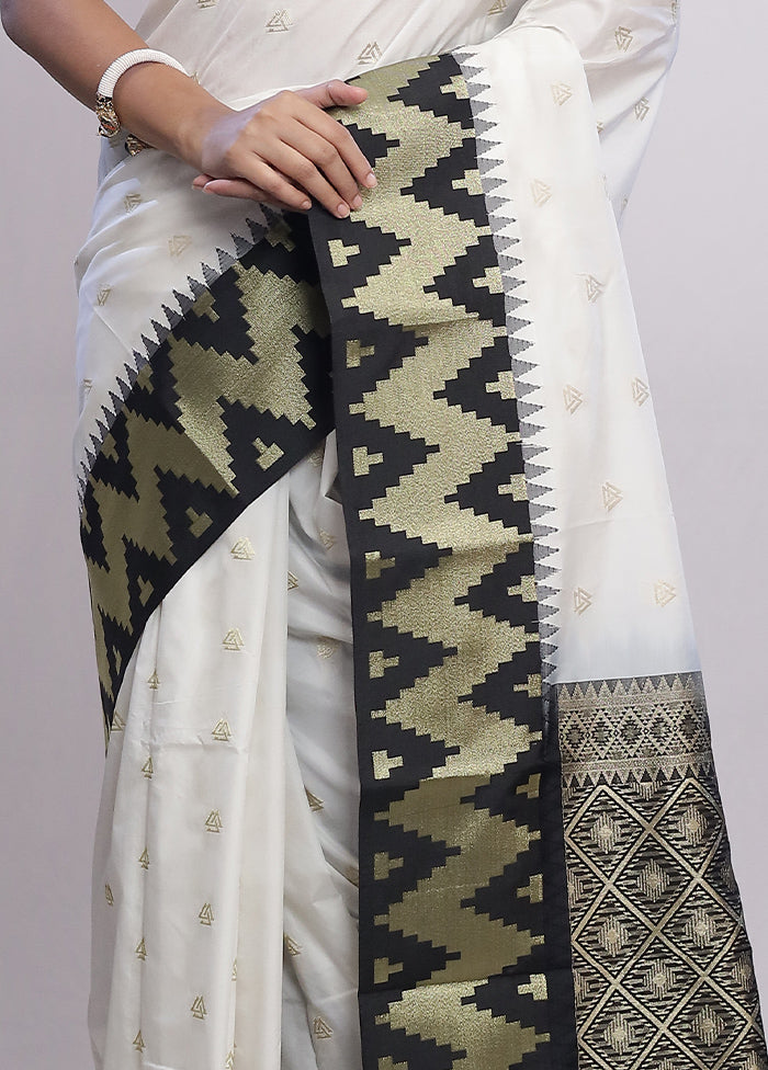 White Kanjivaram Silk Saree With Blouse Piece - Indian Silk House Agencies