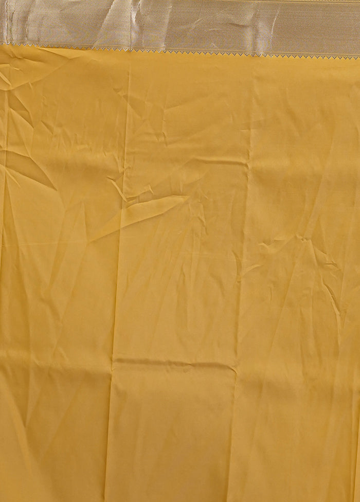 Yellow Kanjivaram Silk Saree With Blouse Piece