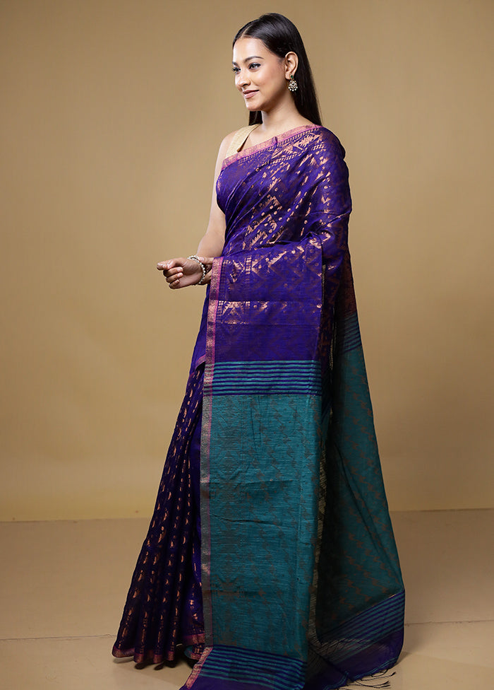 Blue Matka Silk Saree With Blouse Piece