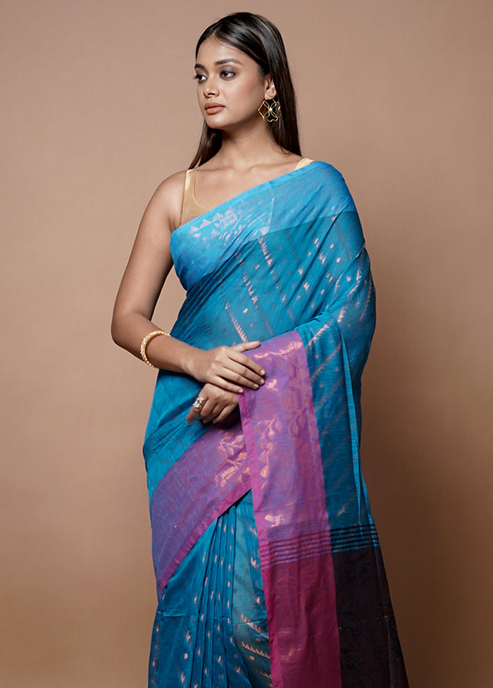 Blue Matka Silk Saree With Blouse Piece