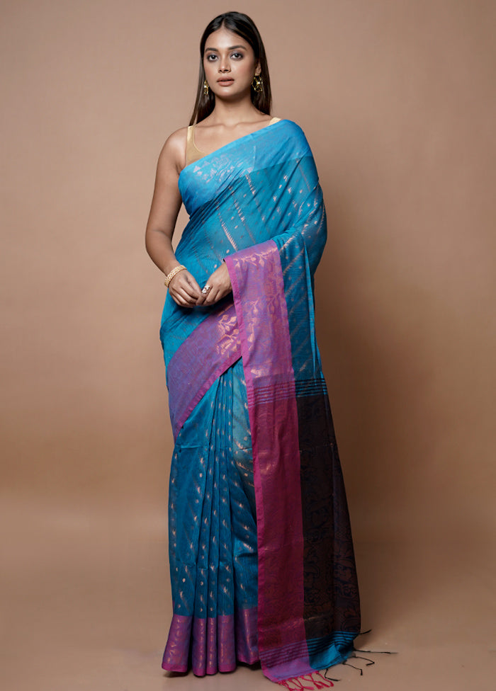 Blue Matka Silk Saree With Blouse Piece