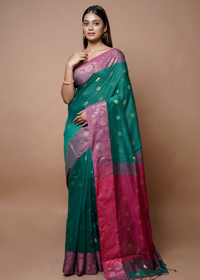 Green Matka Silk Saree With Blouse Piece