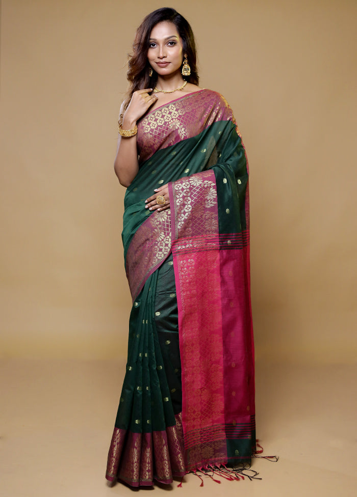 Green Matka Silk Saree With Blouse Piece