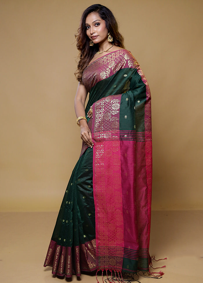 Green Matka Silk Saree With Blouse Piece