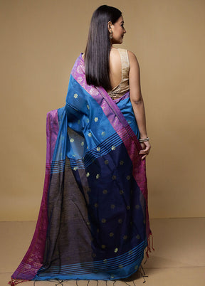 Blue Matka Silk Saree With Blouse Piece